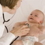 Chứng viêm phổi cấp ở trẻ sơ sinh – phụ huynh nên chú ý