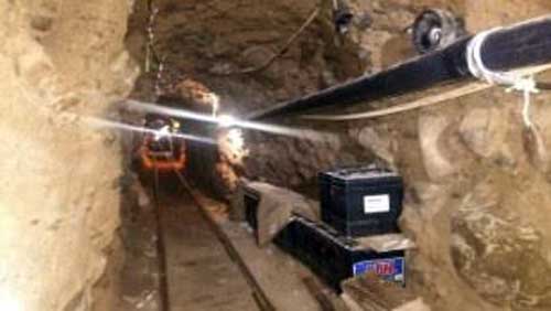Siêu đường hầm kéo dài từ Tijuana đến San Diego bị phát hiện.