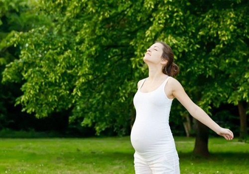 Nhiều mẹ thắc mắc có nên tập thể thao khi mang bầu không,